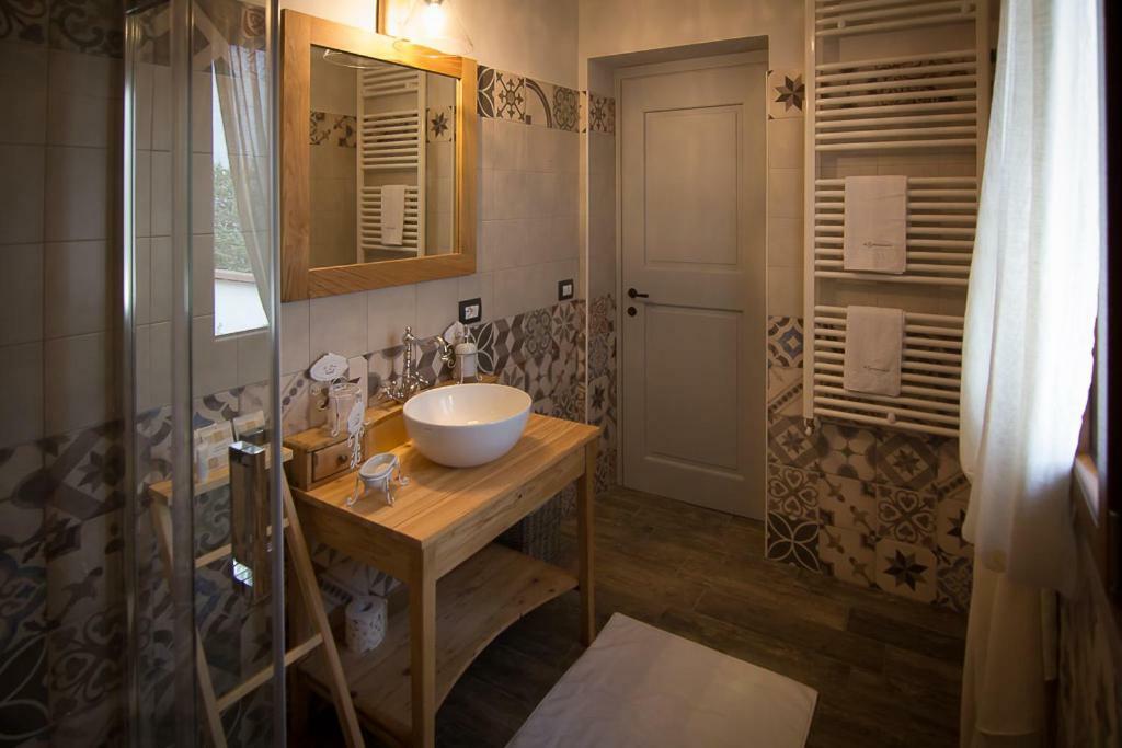 Agriturismo Le Capannacce Urbania Bagian luar foto
